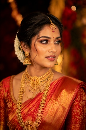 Cinematic Close-Up Glam Look