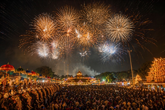 kollam pooram ai prompt 9